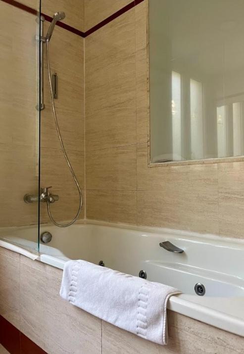 Hotel Spa La Central - Adults Only Macanet De Cabrenys Exterior photo